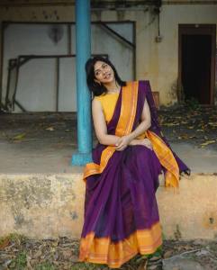 madonna-sebastian-styling-in-cotton-saree-004