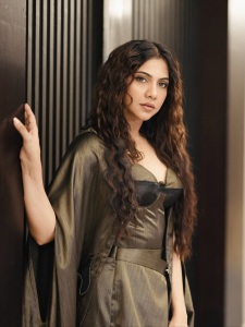 madonna-sebastian-stylish-photoshoot-photos-033