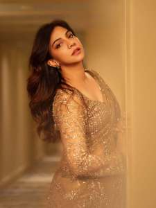 madonna-sebastian-viral-trending-photos-011
