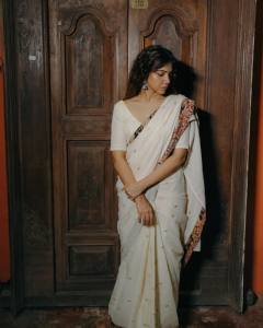 madonna-sebastian-wearing-traditional-dress-003