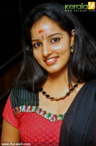 1927malavika_menon_latest_stills-002