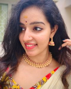2_malavika-menon-new-photos-003