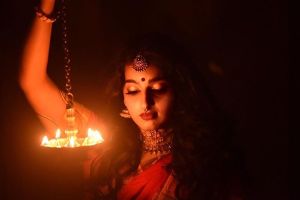 actress Malavika Menon new photoshoot gallery-001