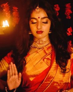 actress Malavika Menon new photoshoot gallery-004