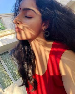actress-malavika-c-menon-makeover-photos-011