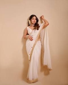 actress-malavika-c-menon-viral-photoshoot-photos-024