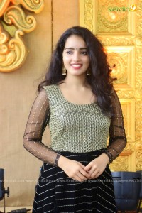 actress-malavika-menon-latest-photos-01-1571
