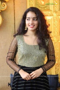 actress-malavika-menon-latest-photos-01-3146