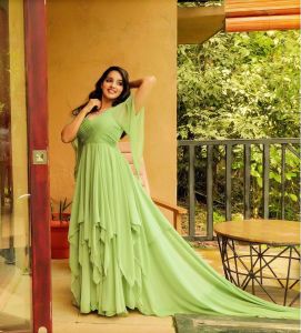 actress-malavika-menon-latest-photos098-016