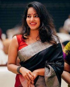 actress-malavika-menon-photos-005