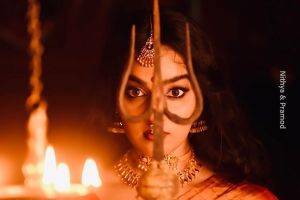 actress-malavika-menon-photos-kerala9-001