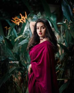actress-malavika-menon-photos-kerala9-004
