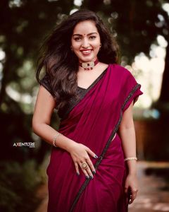 actress-malavika-menon-photos-kerala9-005