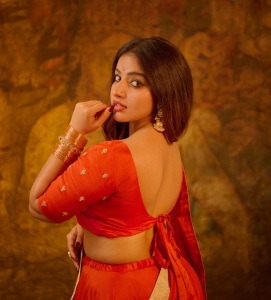 malavika-c-menon-in-multicolor-party-lehenga-designs-photos-002