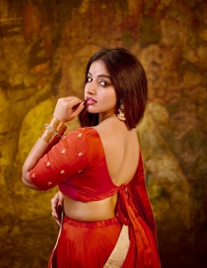 malavika-c-menon-in-multicolor-party-lehenga-designs-photos-004