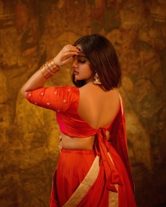 malavika-c-menon-in-multicolor-party-lehenga-designs-photos-011