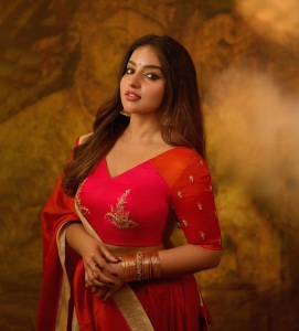 malavika-c-menon-in-multicolor-party-lehenga-designs-photos
