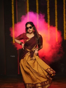 malavika-c-menon-latest-viral-look-dressing-photos-008