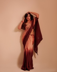 malavika-c-menon-latest-viral-look-dressing-photos-013
