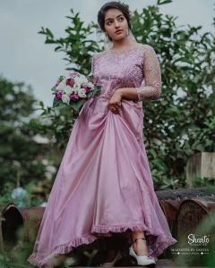 malavika menon images