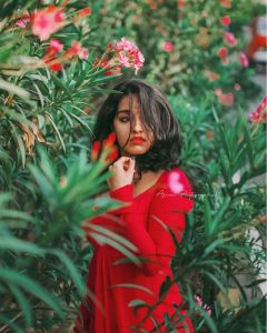 malavika menon images9812-002