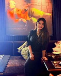 malavika-menon-in-full-black-dress-outfit-photos-001