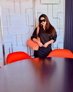 malavika-menon-in-full-black-dress-outfit-photos-002