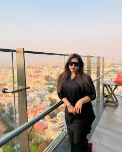 malavika-menon-in-full-black-dress-outfit-photos