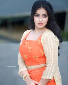 malavika-menon-in-latest-palazzo-pants-style-images
