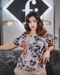 malavika-menon-in-new-look-photos-hd-images-001