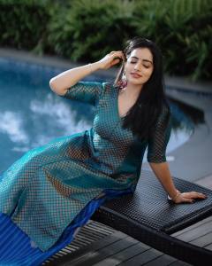 malavika-menon-in-ocean-blue-Banarasi-style-dress-photos-001