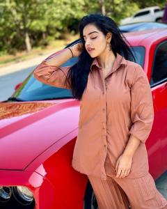 malavika-menon-in-palazzo-pants-with-shirt-combination-dress-photos-001