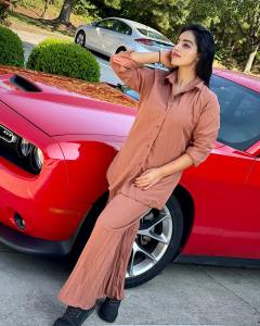 malavika-menon-in-palazzo-pants-with-shirt-combination-dress-photos-005