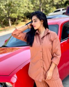 malavika-menon-in-palazzo-pants-with-shirt-combination-dress-photos-006