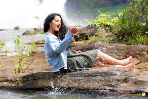 malavika-menon-latest-photos-039247