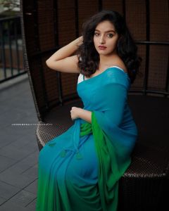 malavika-menon-latest-photos-in-sarees-hd-005