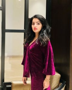 malavika-menon-latest-photoshoot-in-modern-dress-008