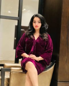 malavika-menon-latest-photoshoot-in-modern-dress-009