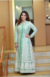 malavika-menon-long-boat-neck-top-with-embroidery-long-shrug