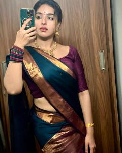 malavika-menon-navaratri-photoshoot-007