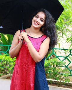 malavika-menon-new-photos-015
