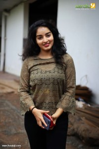 malavika menon new photos 02-001