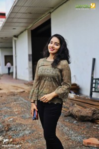 malavika menon new photos 02-008