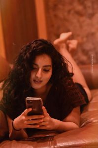 malavika-menon-new-photos-043-001