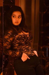 malavika-menon-new-photos-043-004