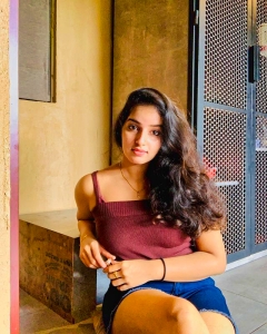 malavika-menon-new-photos-0921-005
