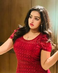 malavika-menon-new-photos-hd-wallpaper-010