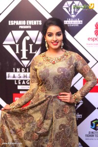 malavika-menon-photo-gallery-0089-00750