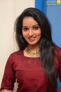 malavika-menon-photos-111-01943