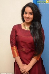 malavika-menon-pics-222-00192